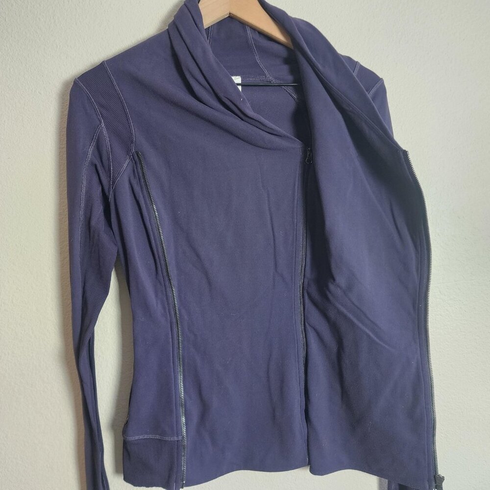 Lululemon Stride Jacket Womens 6 Dark Purple Asym Zip Funnel Neck Athleisure - Picture 8 of 14